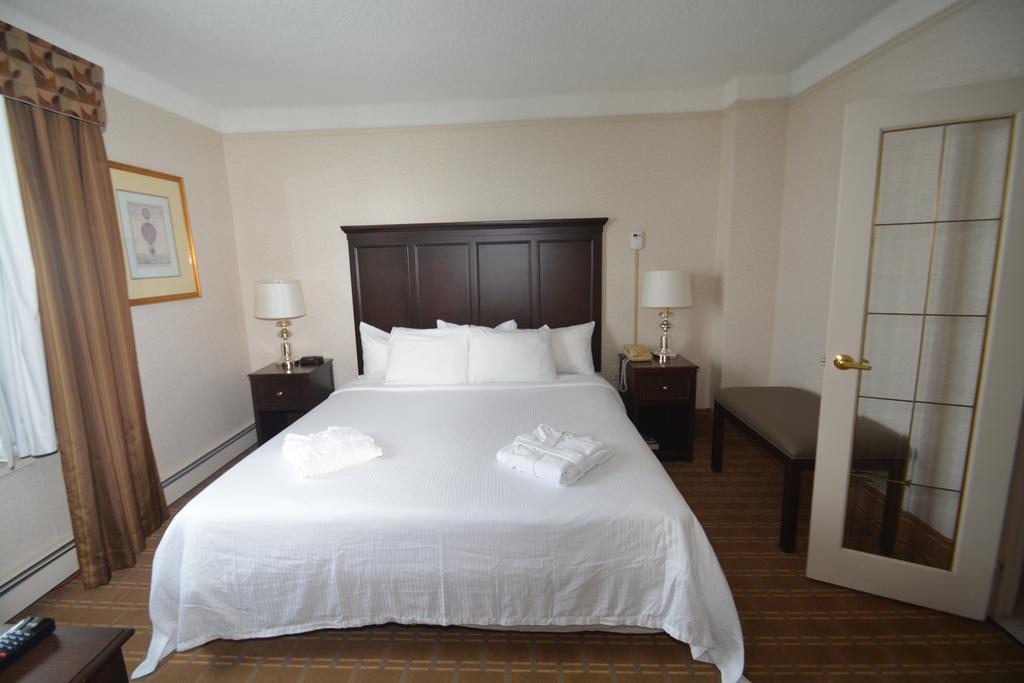 Prince Arthur Waterfront Hotel & Suites Тандер-Бей Экстерьер фото